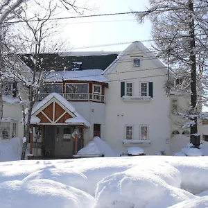 Bed & Breakfast Locomotion, Kutchan